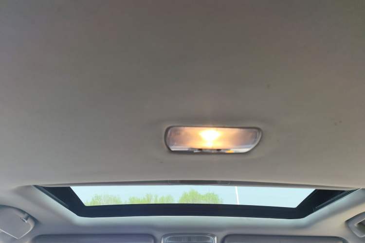 Used Haval H6 2015 Sport Edition 1.5T Manual Two-Wheel Drive Elite Model Headliner