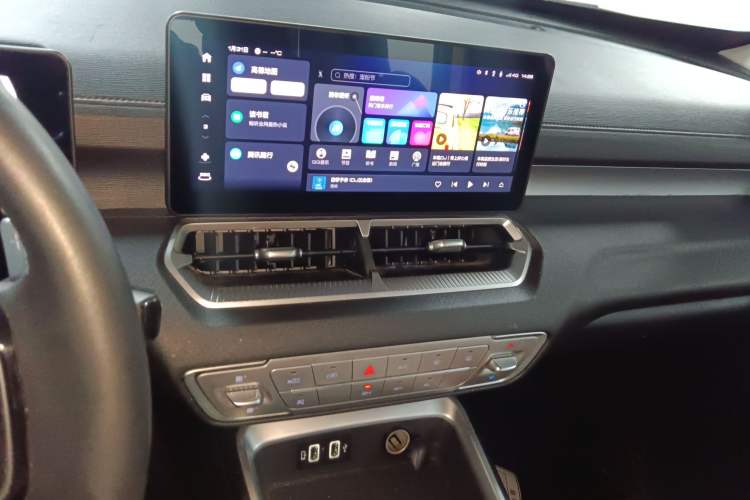 Used Haval H5 2023 2.0T Automatic All-Wheel Drive LinkedIn Gasoline
