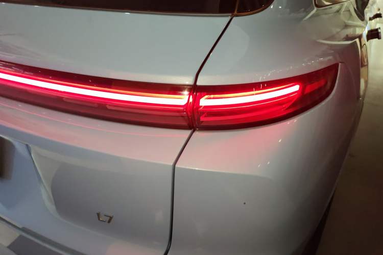 Used Li Auto L7 2025 Max Smart Refresh Edition Exterior 3
