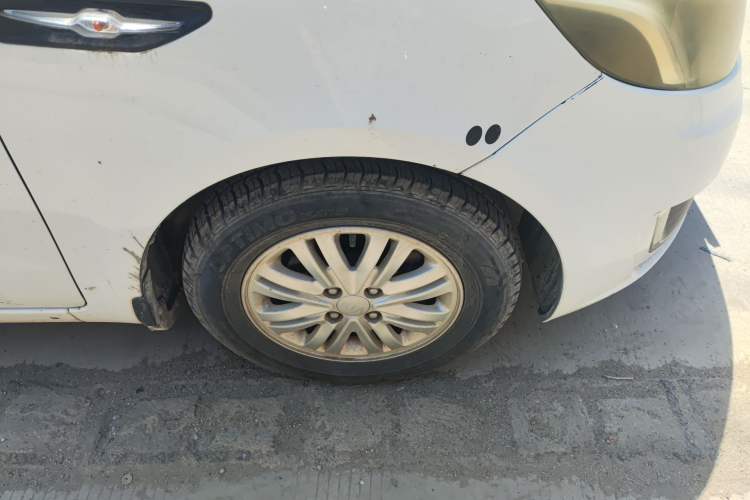 Used Kia K2 2012 Sedan 1.4L MT GLS Commemorative Edition