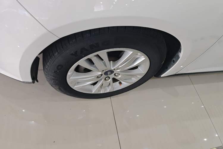 Used Ford Focus 2012 Sedan 1.6L Automatic Comfort Model
