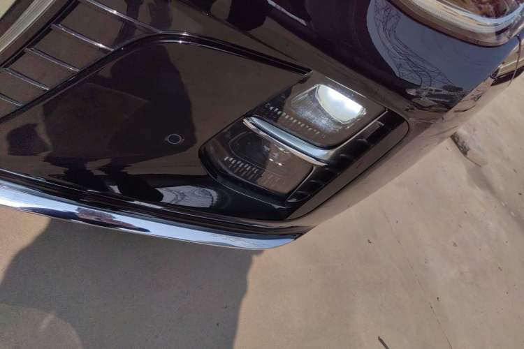 Used Hongqi H5 2025 1.5T DCT Qiyun 500 000th Unit Commemorative Edition
