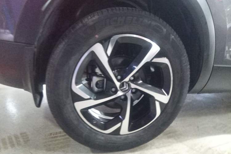 Used Citroen C5 AIRCROSS 2020 400THP Premium Edition Right Rear Wheel Hub