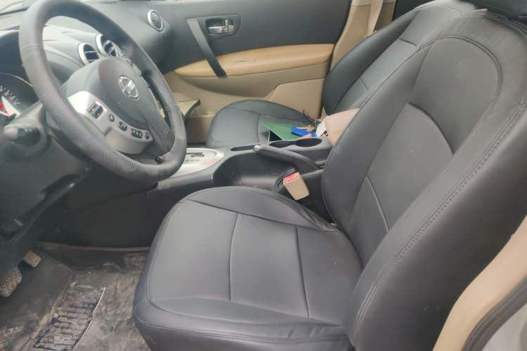 Used Nissan Qashqai 2012 2.0 XL Fire CVT 2WD Left Front Seat