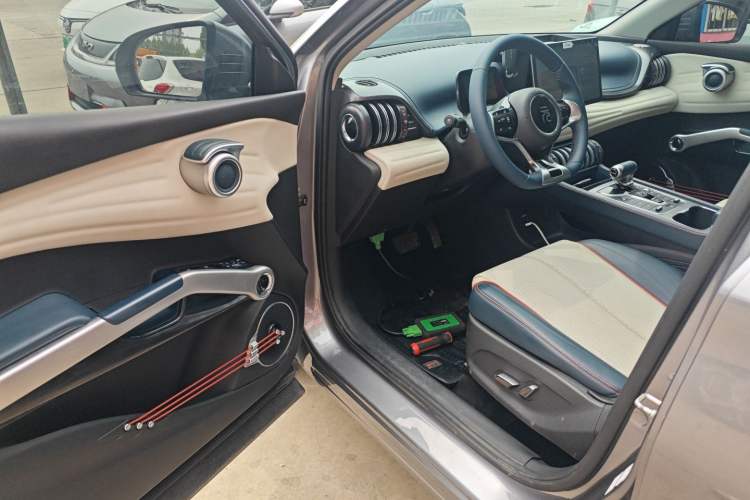 Used BYD Yuan PLUS 2022 430 km Luxury Version Driver Seat