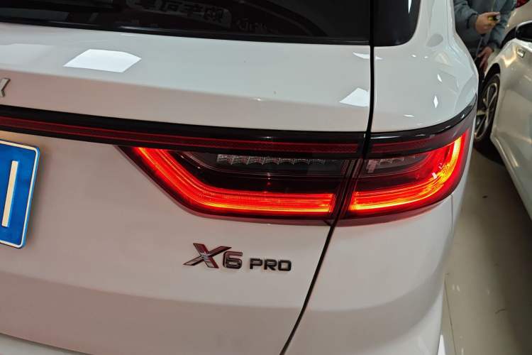 Used Geely Auto Vision X6 2021 PRO 1.4T Automatic Prestige Model Exterior 6