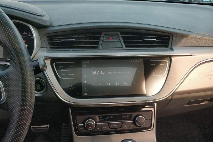 Used Geely Auto Emgrand GS 2018 Lingchao Edition 1.4T Automatic LingShang Smart Connectivity Model