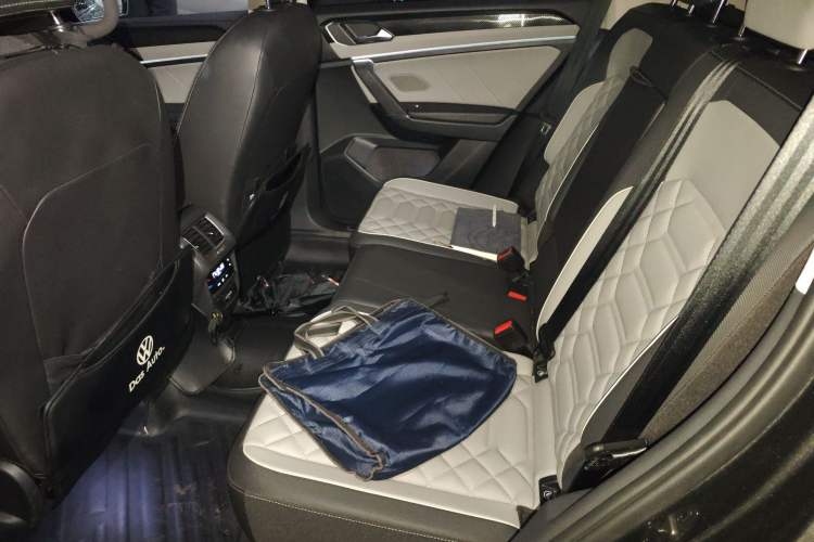 Used Volkswagen Tayron 2023 280TSI Two-Wheel-Drive Luxury Plus Advanced Version
