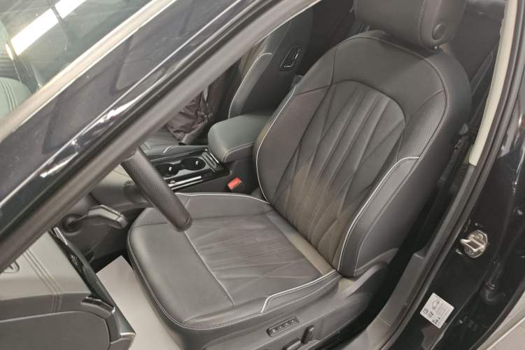 Used Volkswagen Passat 2022 330TSI Starry Luxury Edition