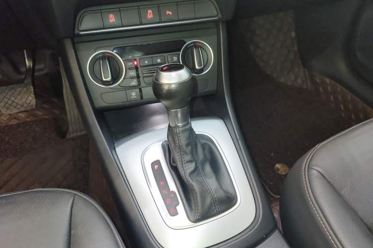 Used Audi Q3 2017 30 TFSI Fashion Model