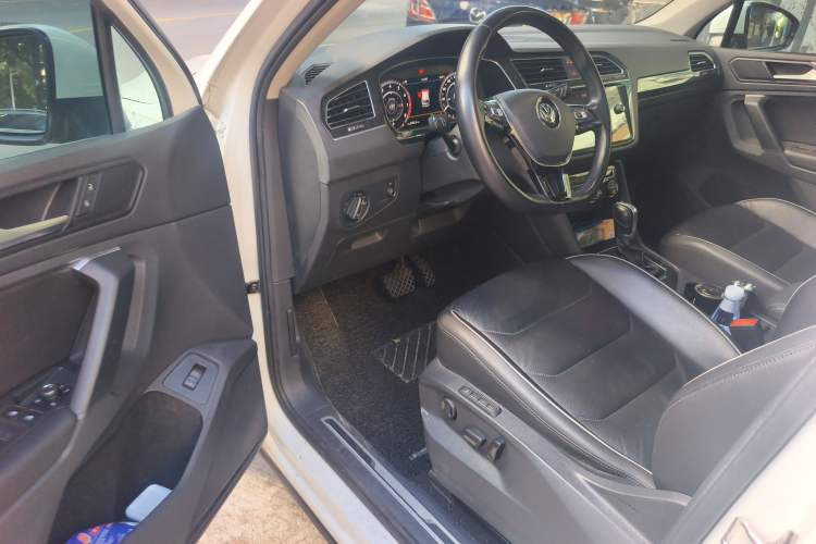 Used Volkswagen Tiguan 2018 330TSI All-Wheel-Drive Innovation Model
