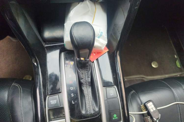 Used Honda Civic 2016 220TURBO CVT Prestige Edition
