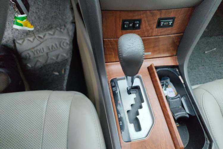 Used Toyota Camry 2012 200G Classic Luxury Edition