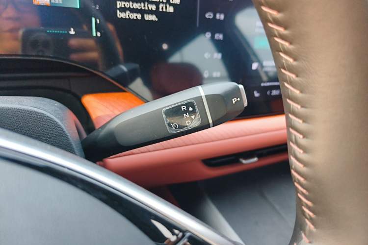 Used CHANGAN CS75 PLUS 2025 4th Generation UItra 2.0T New Blue Whale Smart Intelligent Powertrain Version
