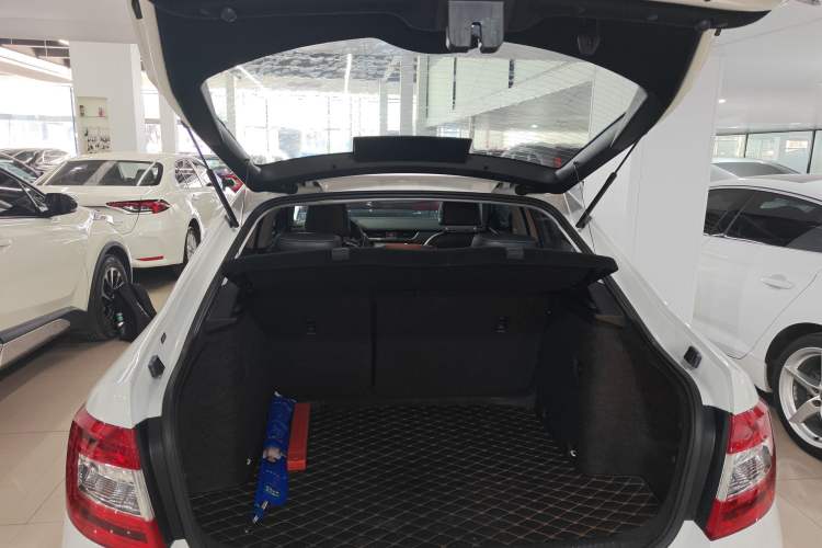 Used Skoda Octavia 2017 1.6L Automatic Smart Drive Edition