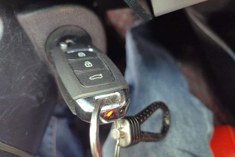 Used Geely Auto Vision X1 2017 1.3L Automatic Player Edition