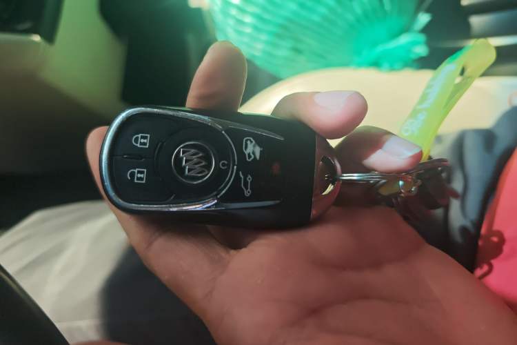 Used Buick GL8 2017 28T Avenir Avia National Emission Standard V
