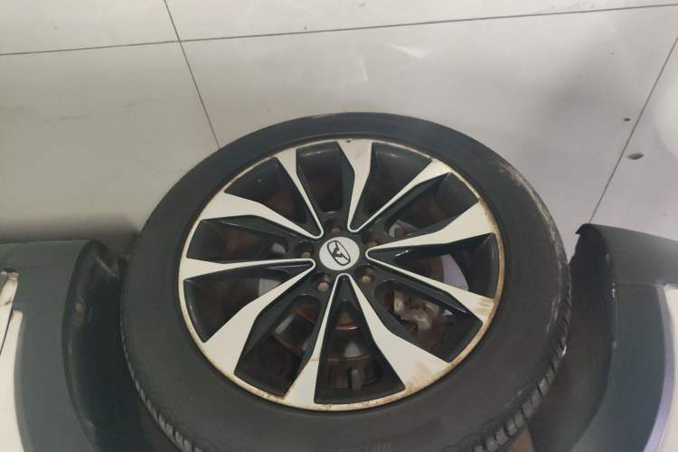 Used Cowin V3 2016 1.5L Automatic SmartLink III