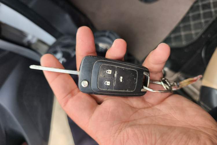 Used Chevrolet Monza 2020 320 Automatic Enjoyment Edition Vehicle Key