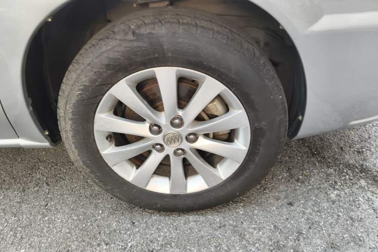 Used Buick GL8 2013 2.4L Classic Edition