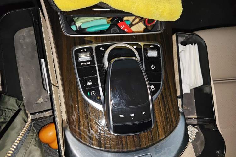 Used Mercedes-Benz GLC 2016 GLC 260 4MATIC Luxury Model Gear Lever