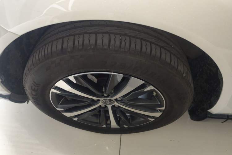 Used Toyota Venza 2022 2.0L CVT Two-Wheel Drive Luxury Edition