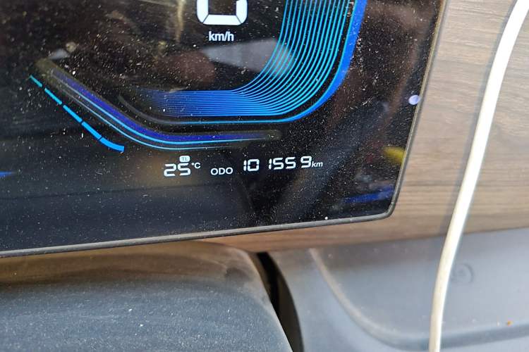 Used Ruichi EC75 2023 Pioneer Model I 41.85 kWh Odometer Close Up