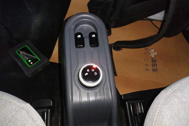 Used Wuling Hongguang MINIEV 2022 Macaron Premium Model – Lithium Iron Phosphate