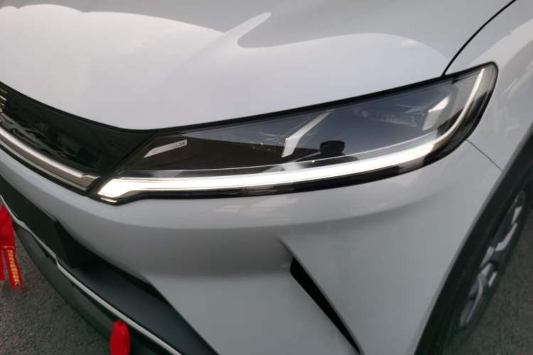 Used BYD Yuan UP 2025 Model 301KM Leading Version