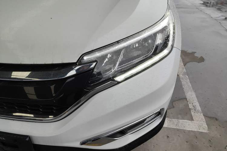 Used Honda CR-V 2016 2.0L two-wheel drive Urban Edition