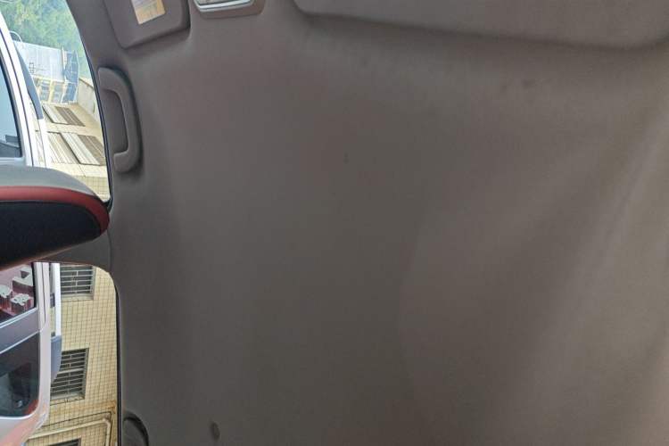 Used Haval H1 2016 Red-Label 1.5L AMT Luxury Model