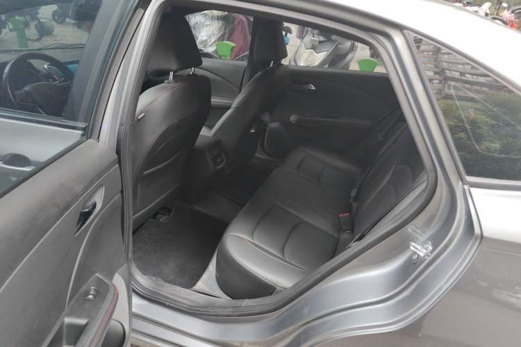 Used Chevrolet Monza 2019 RS 330T Automatic Comfort Edition China VI Standard Left Rear Seat