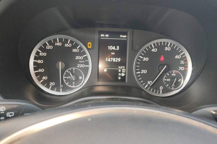 Used Mercedes-Benz Vito 2018 2.0T Business Version China VI Emission Standard