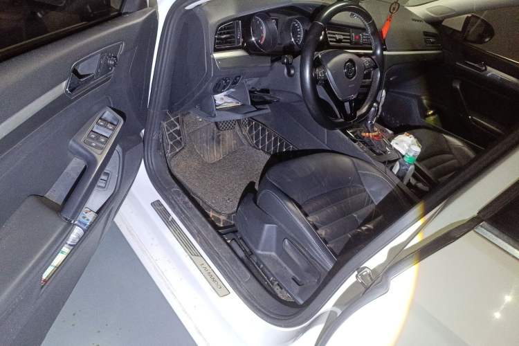 Used Volkswagen Lamando 2017 280TSI DSG Comfort Edition