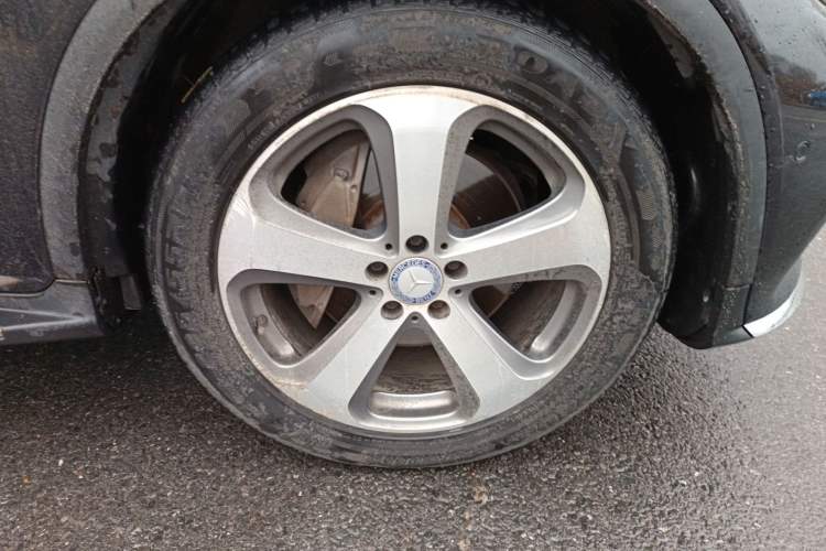 Used Mercedes-Benz GLC 2016 GLC 300 4MATIC Dynamic Model