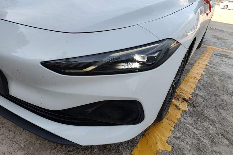 Used Roewe D7 2025 DMH 125km World Champion Edition Left Front Headlight