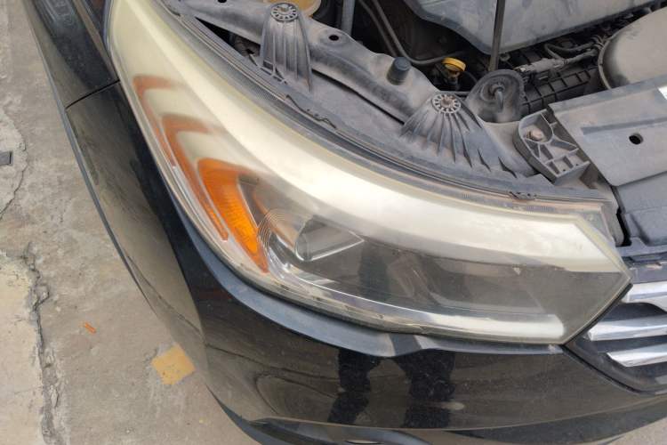 Used GAC Trumpchi GS4 2015 200T Manual Elite Edition Right Front Headlight