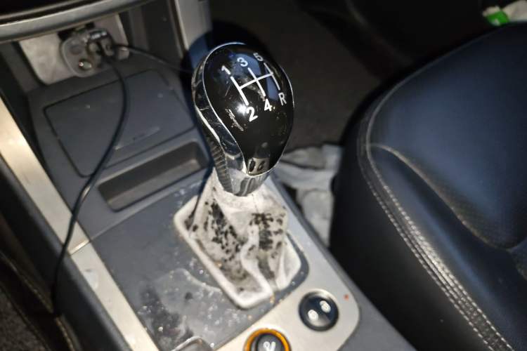 Used Geely Auto GX7 2013 1.8L Manual Elite Model
