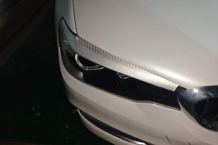 Used BMW 5 Series 2020 525Li Luxury Package Right Front Headlight