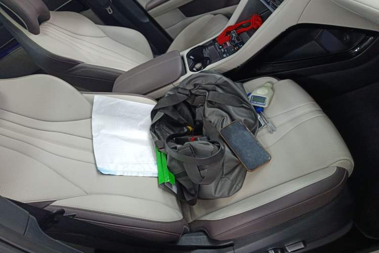 Used BYD Song PLUS New Energy 2025 DM-i 160KM Flagship Model Right Front Seat