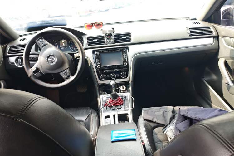 Used Volkswagen Passat 2011 3.0L V6 DSG Flagship Deluxe Edition
