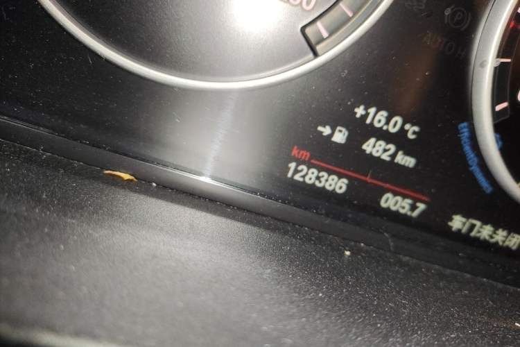 Used BMW 5 Series 2014 525Li Luxury Design Package