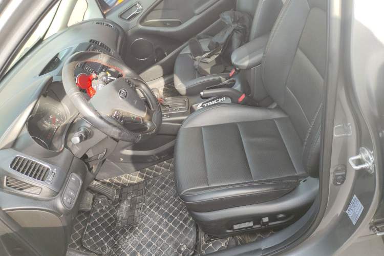 Used Kia K3S 2014 1.6L Automatic DLX Left Front Seat