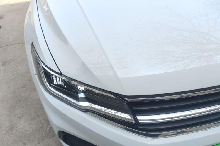 Used Volkswagen Bora 2020 1.5L Automatic Fashion Edition Right Front Headlight