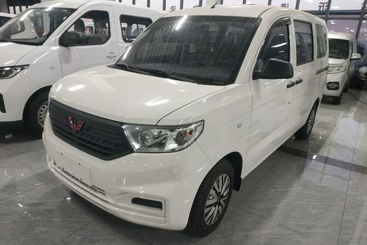 Used Wuling Hongguang V 2022 1.5L Jingqu Edition Electric-Assist LAR