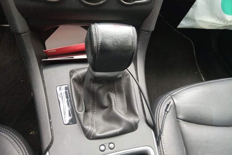 Used Citroen C4L 2016 1.2T Automatic Elite Model Gear Lever