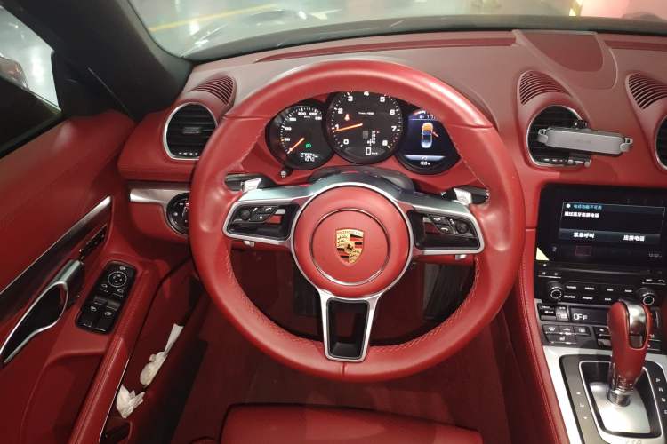 Used Porsche 718 2018 Boxster 2.0T
