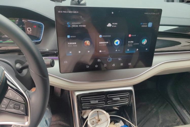 Used BYD Tang New Energy 2022 EV 730KM Luxury Model Audio And AC Panel