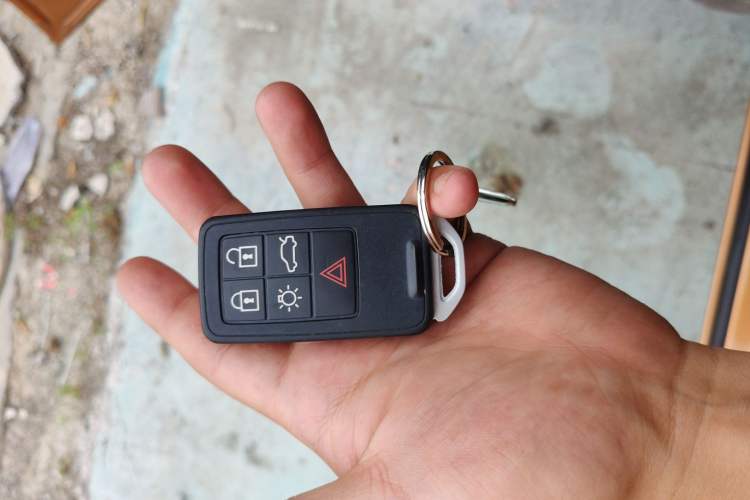 Used Volvo S60 2013 T5 Comfort Edition