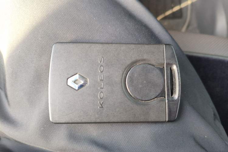 Used Renault Koleos 2016 2.5L 4x4 Comfort Sport Edition
